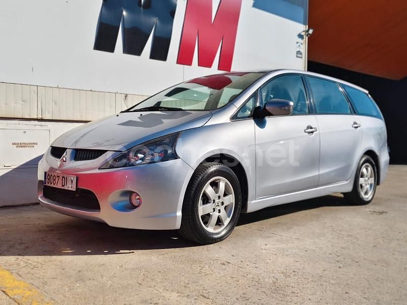 Gris / plata Usado 2006 Mitsubishi Grandis Instyle Monovolumen | 5900 € (Precio justo) - Imagen 1/4