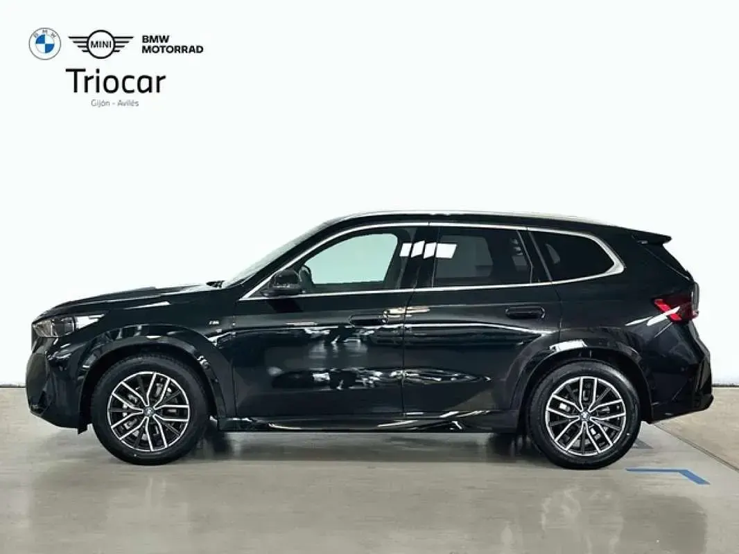 Usado BMW iX1 Comfort Edition 150 kW (204 HP) 2024 Preto SUV