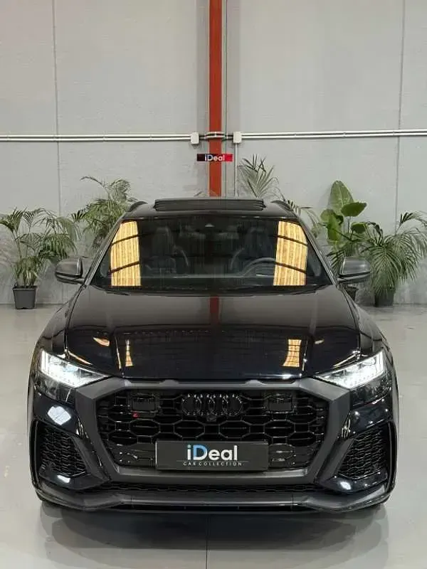 Usado Audi Q8 Advanced Plus 600 CV (441 kW) 2020 Negro SUV