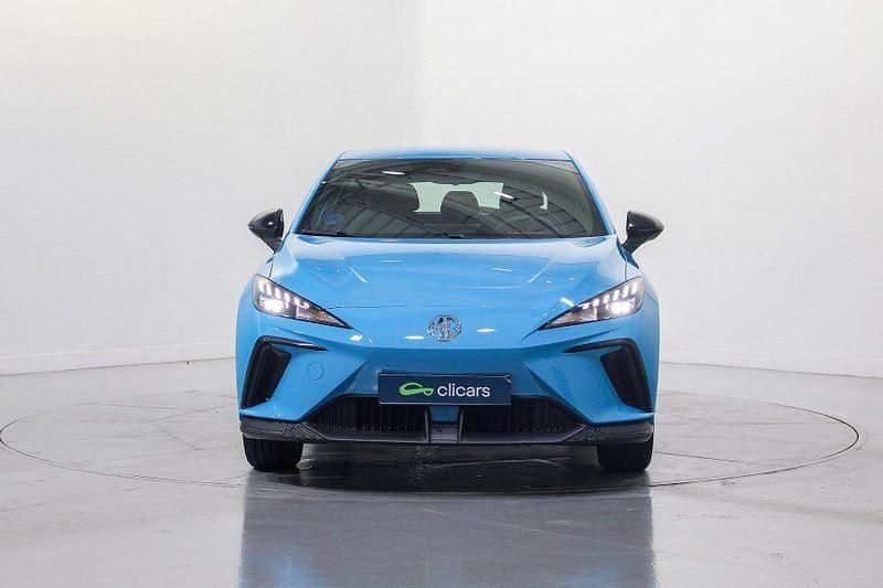 Usado MG MG4 EV 125 kW (170 CV) 2024 Azul Utilitario