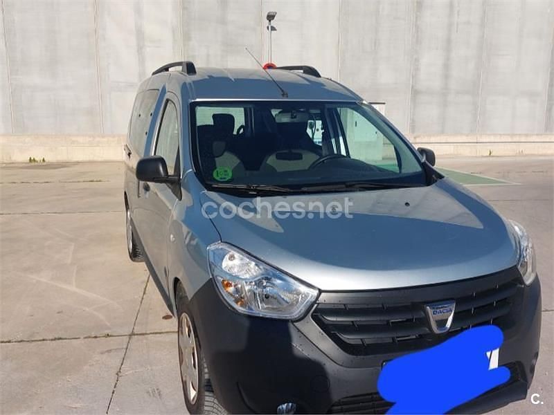 Gris / plata Usado 2019 Dacia Dokker Monovolumen | 8150 € (Super precio) - Imagen 1/4