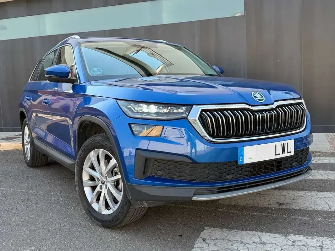 Usado Skoda Kodiaq Style 150 CV (110 kW) 2022 Azul SUV