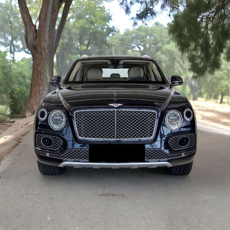Negro Usado 2018 Bentley Bentayga SUV | 154.000 € - Imagen 1/4