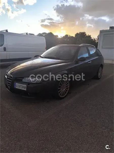 Usado Alfa Romeo 156 Distinctive 140 CV (102 kW) 2005 Negro Familiar