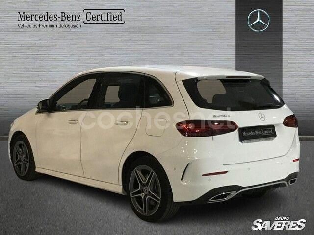 Usado Mercedes B250e AMG line 218 CV (160 kW) 2025 Blanco Monovolumen