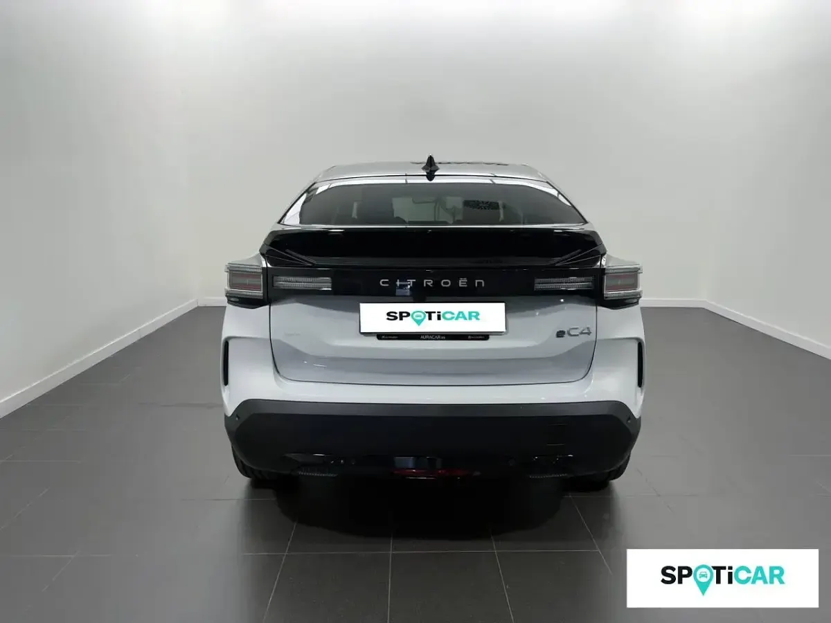Nuevo Citroën e-C4 114 kW (156 CV) 2026 Blanco Berlina