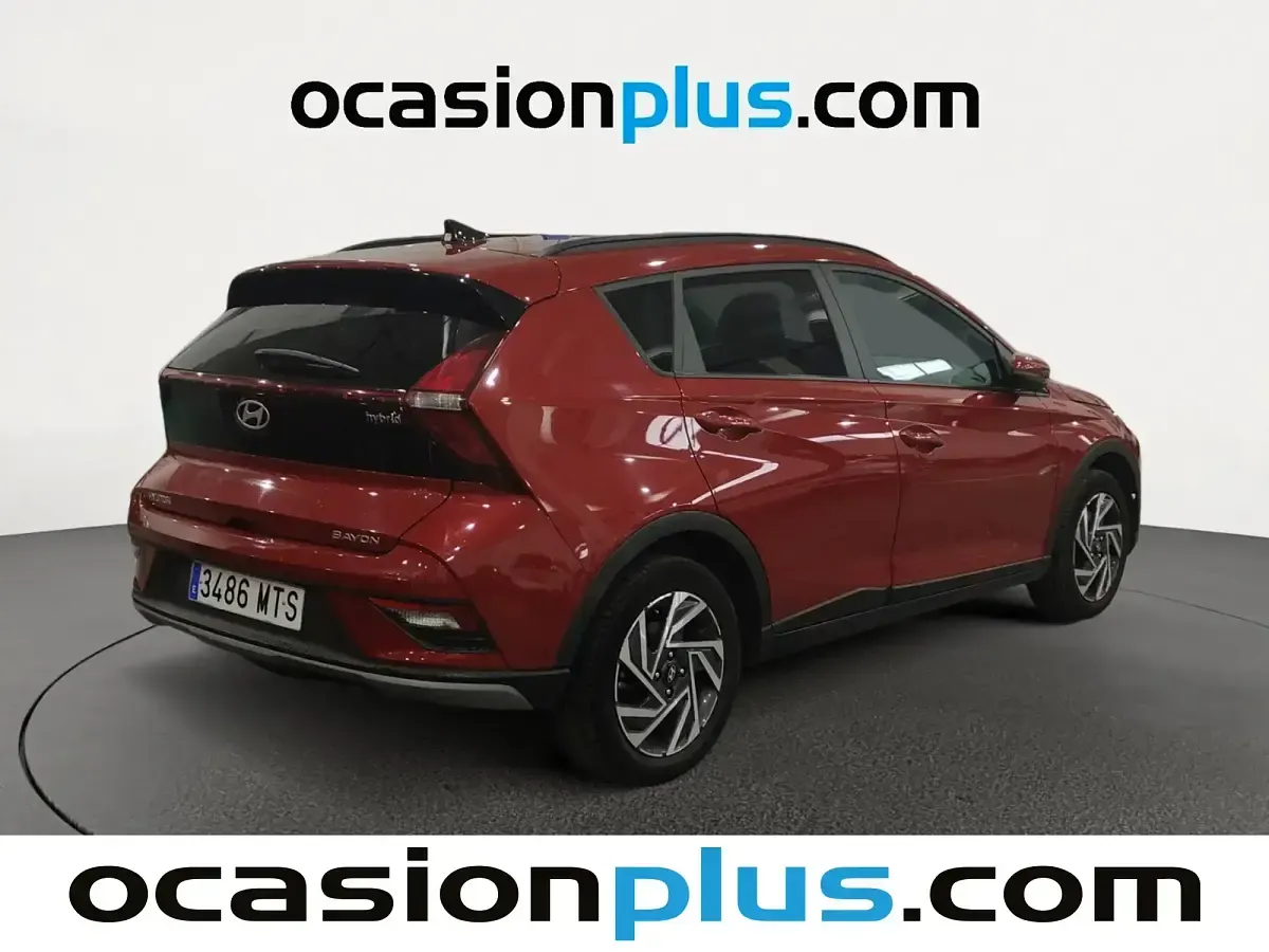 Begagnad Hyundai Bayon 100 HK (73 kW) 2024 Röd SUV