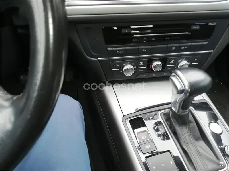 Usado Audi A6 204 CV (150 kW) 2013 Negro Berlina