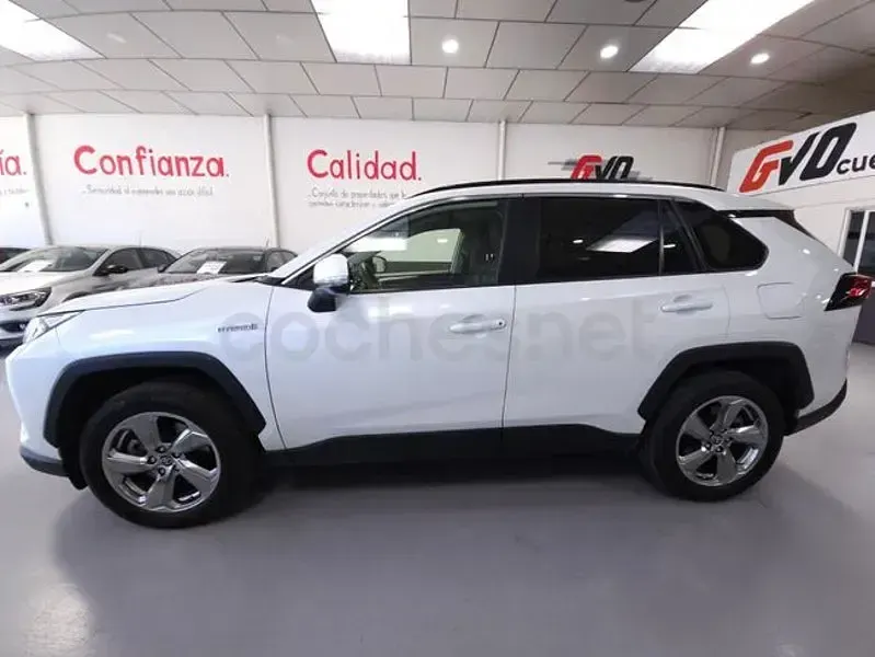 Usado Toyota RAV4 Hybrid Advance 218 CV (160 kW) 2021 Blanco SUV