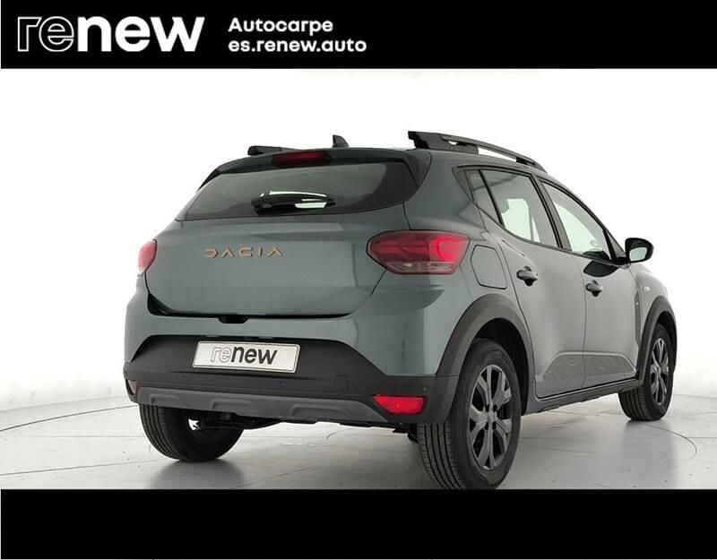 Usado Dacia Sandero Extreme 100 CV (73 kW) 2025 Verde Berlina