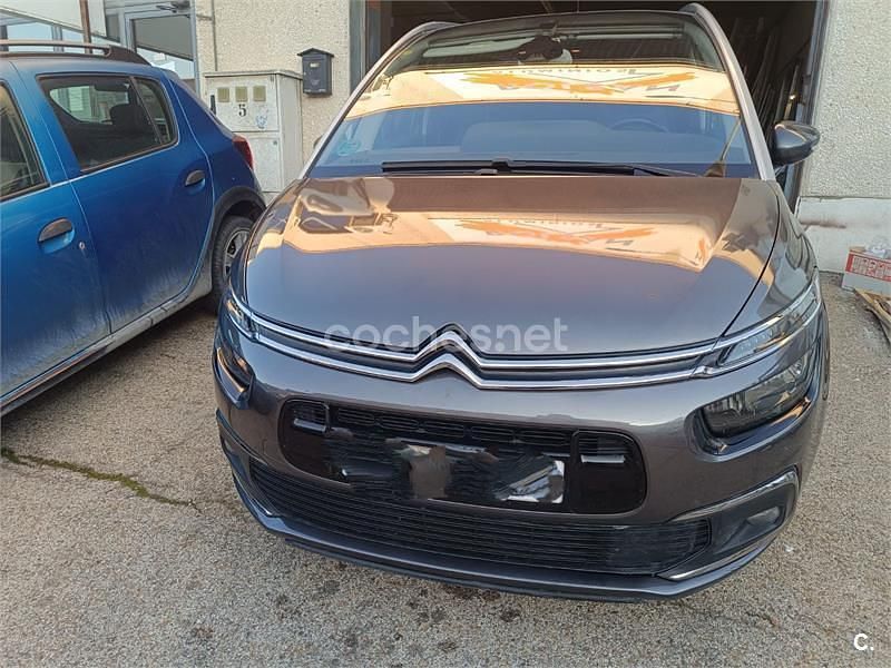 Usado Citroën C4 SpaceTourer Feel 130 CV (95 kW) 2018 Gris / plata Monovolumen