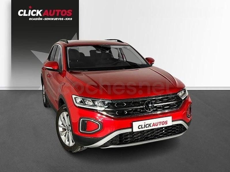 Usado VW T-Roc Life 110 CV (80 kW) 2022 Rojo SUV