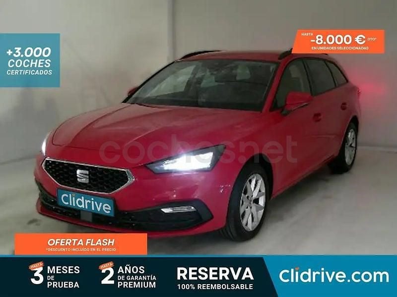 Usado Seat Leon Style 150 CV (110 kW) 2020 Rojo Familiar