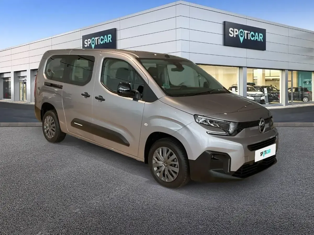 Usado Citroën Berlingo 130 CV (95 kW) 2025 Gris Monovolumen