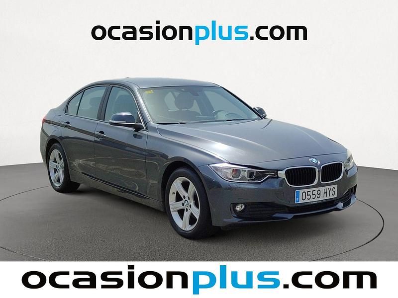 Używany BMW 318 143 KM (105 kW) 2014 Szary Sedan/Limuzyna