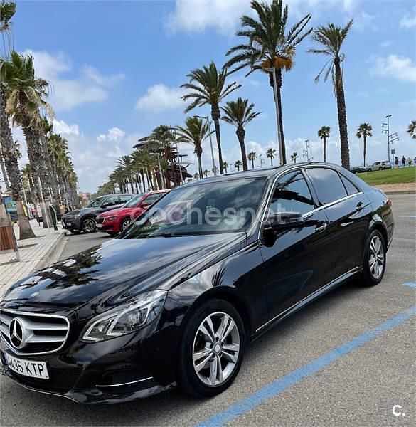 Usado Mercedes E200 Avantgarde 136 CV (100 kW) 2013 Negro Berlina
