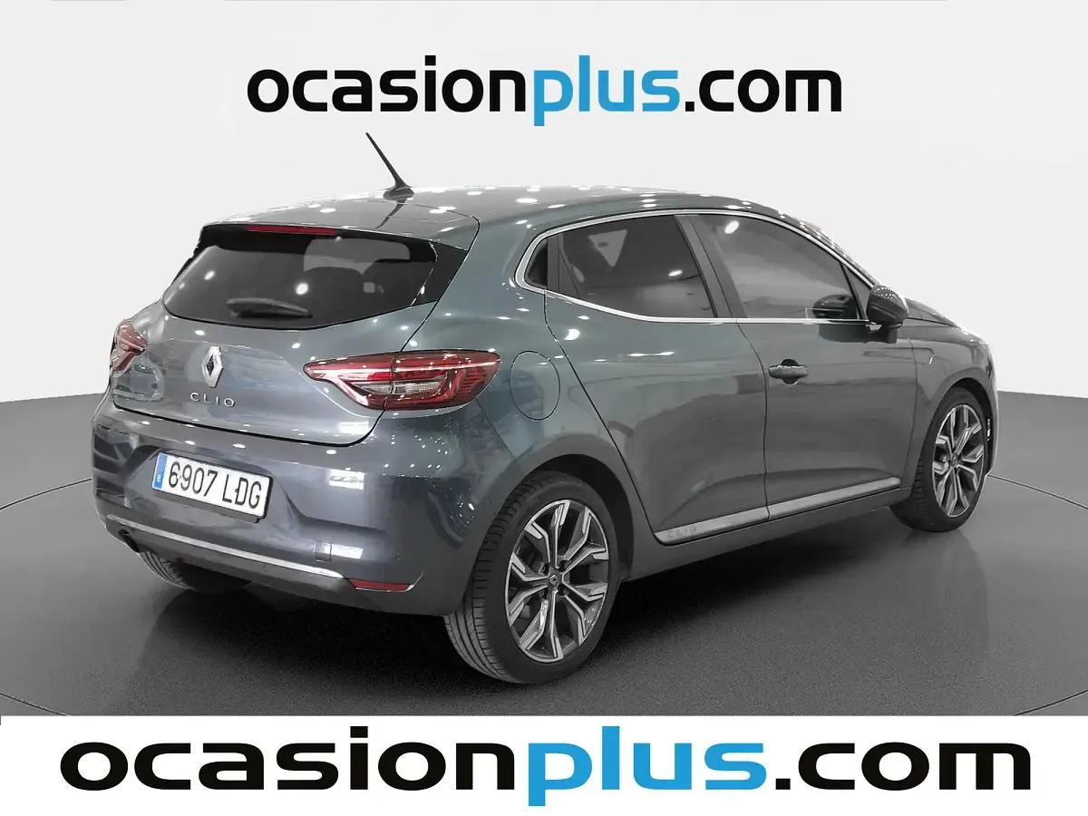 Usado Renault Clio Zen 116 CV (85 kW) 2019 Gris Utilitario