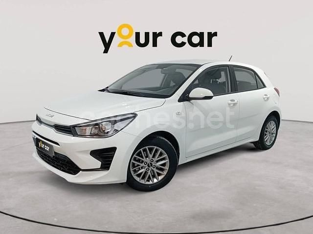 Blanco Usado 2022 Kia Rio Berlina | 15.490 € (Precio justo) - Imagen 1/4