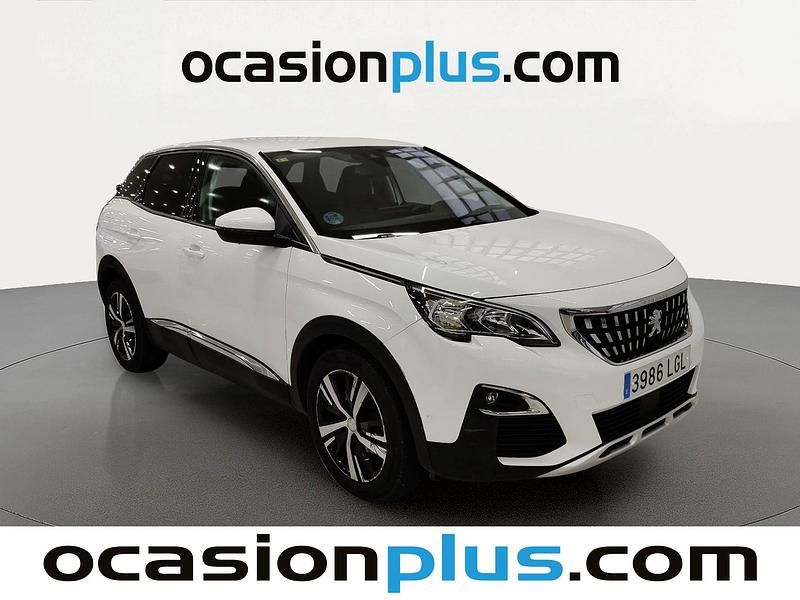 Usado Peugeot 3008 Allure 131 CV (96 kW) 2020 Blanco SUV