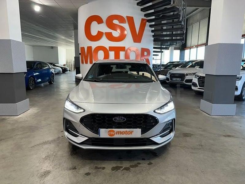 Usado Ford Focus ST-Line 155 CV (114 kW) 2023 Gris / plata Berlina