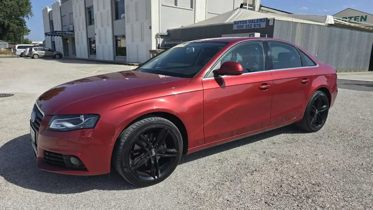 Usado Audi A4 120 CV (88 kW) 2008 Burdeos Berlina