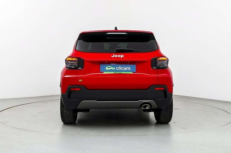 Usado Jeep Avenger Altitude 101 CV (74 kW) 2024 Rojo SUV