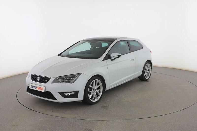 Usado Seat Leon FR 125 CV (91 kW) 2014 Blanco Coupe