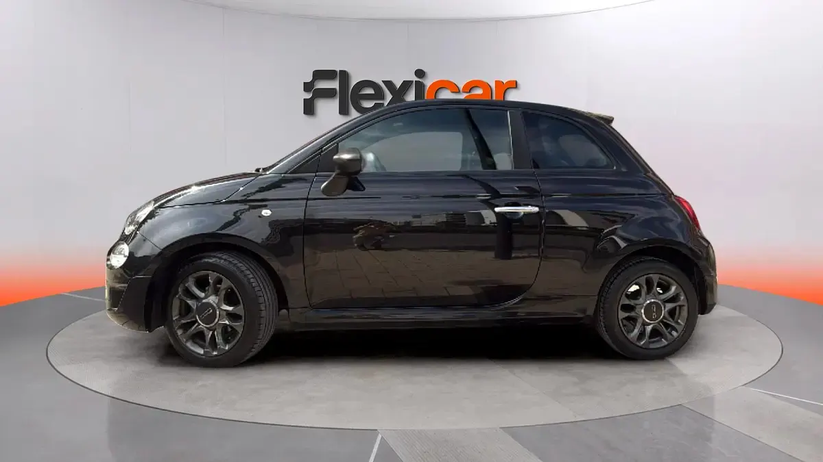 Usado Fiat 500 Sport 71 CV (52 kW) 2022 Negro Berlina