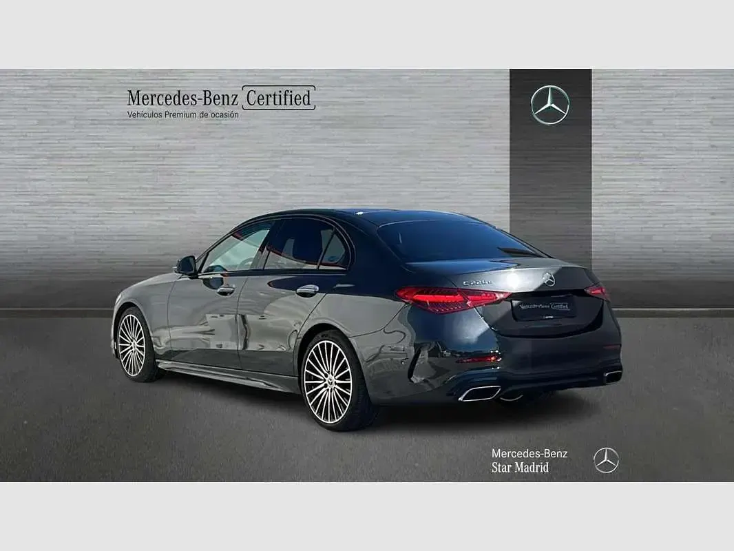 Usado Mercedes C220 200 CV (147 kW) 2023 Gris Berlina