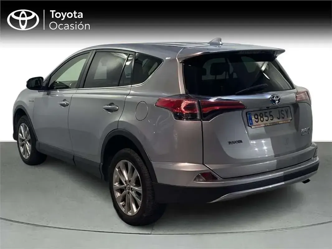 Usado Toyota RAV4 Hybrid Advance 197 CV (144 kW) 2016 SUV