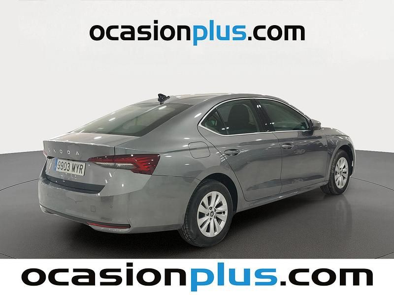 Usado Skoda Octavia Selection 150 CV (110 kW) 2025 Gris Berlina