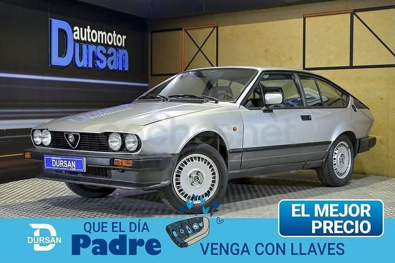 Usado Alfa Romeo GTV 131 CV (96 kW) 1986 Gris / plata Coupe