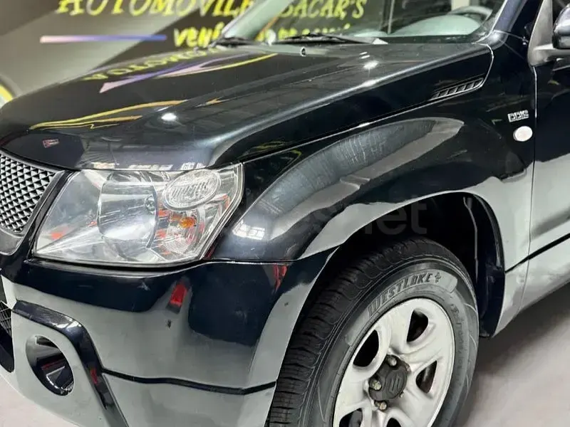 Usado Suzuki Grand Vitara 129 CV (94 kW) 2007 Negro SUV