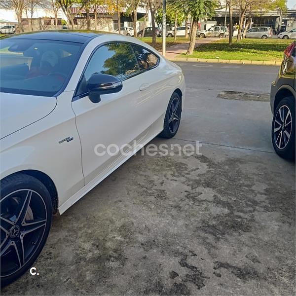 Usado Mercedes C250 AMG line 211 CV (155 kW) 2017 Blanco Familiar