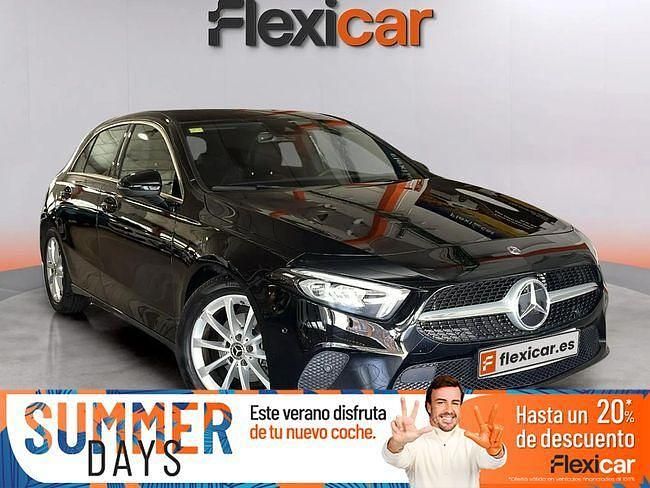 Usado Mercedes A180 116 CV (85 kW) 2020 Negro Utilitario