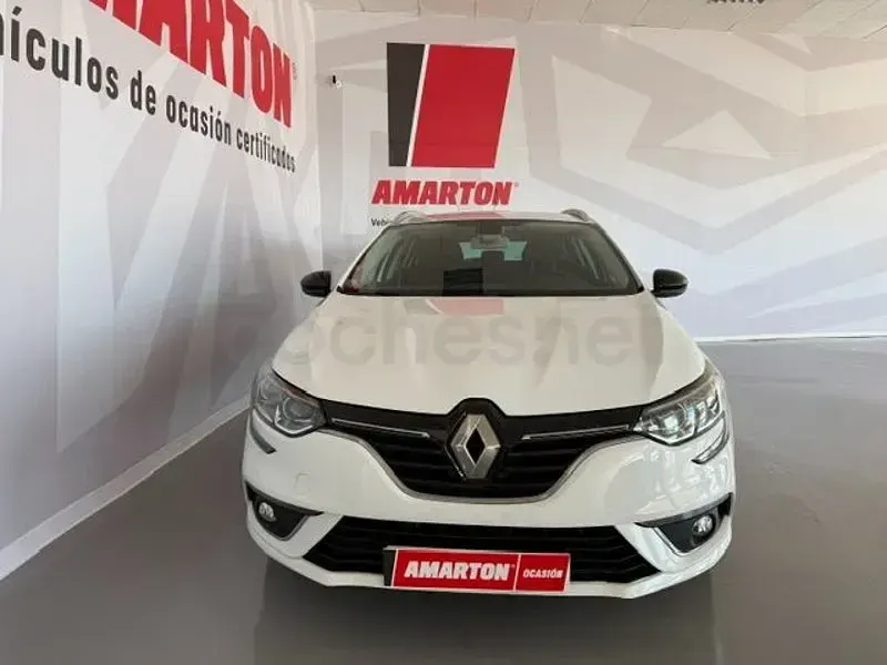 Usado Renault Mégane GrandTour LIMITED 115 CV (84 kW) 2019 Blanco Familiar