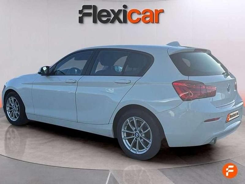 Usado BMW 118 143 CV (105 kW) 2019 Blanco Utilitario