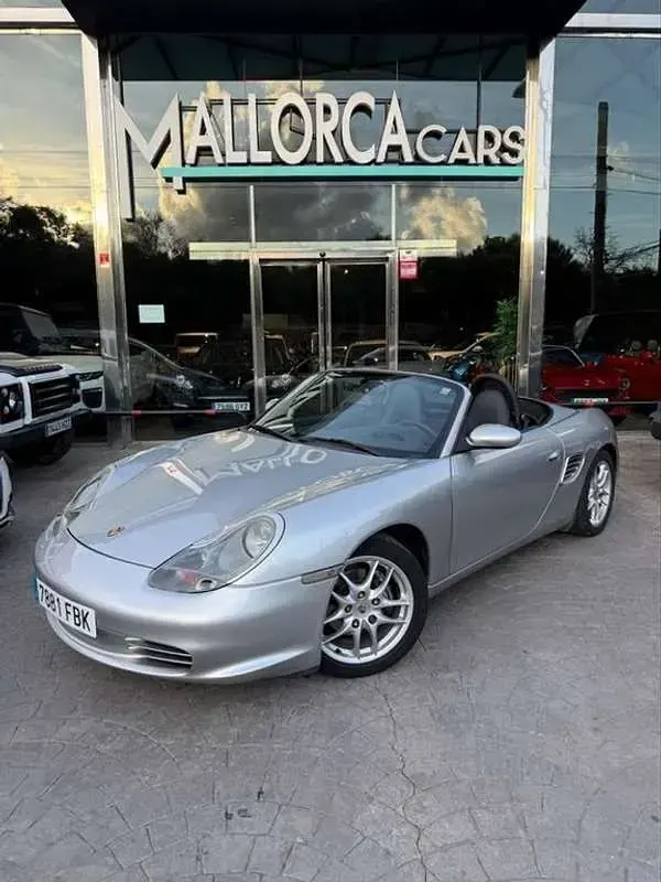 Usado Porsche Boxster 228 CV (167 kW) 2004 Gris / plata Descapotable