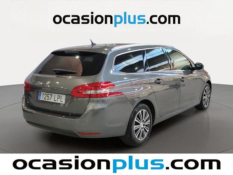 Usado Peugeot 308 Allure 130 CV (95 kW) 2021 Gris Familiar