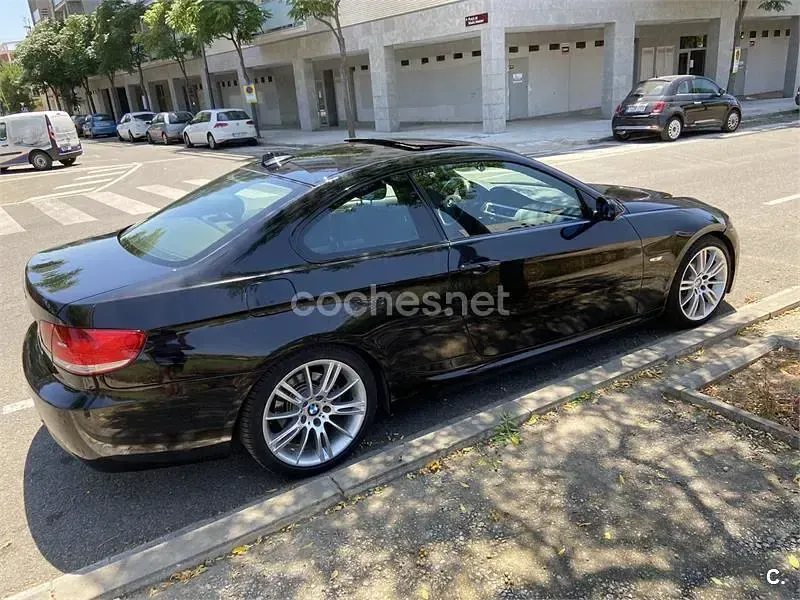 Usado BMW 320 150 CV (110 kW) 2007 Negro Coupe