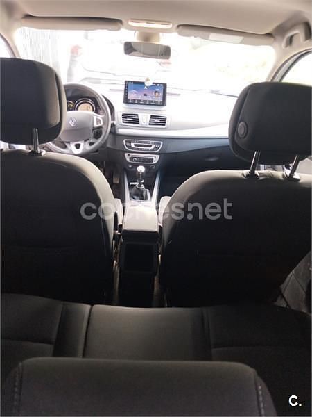 Usado Renault Mégane Dynamique 115 CV (84 kW) 2012 Blanco Berlina