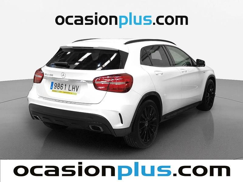 Usado Mercedes GLA180 AMG 122 CV (89 kW) 2020 Blanco SUV