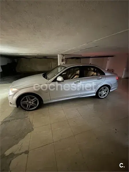 Usado Mercedes C320 Avantgarde 224 CV (164 kW) 2008 Gris / plata Berlina
