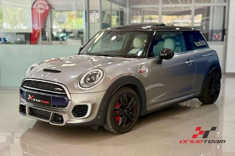 Usado Mini John Cooper Works 231 CV (169 kW) 2017 Beige Utilitario