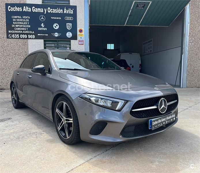 Usado Mercedes A200 150 CV (110 kW) 2020 Gris / plata Berlina