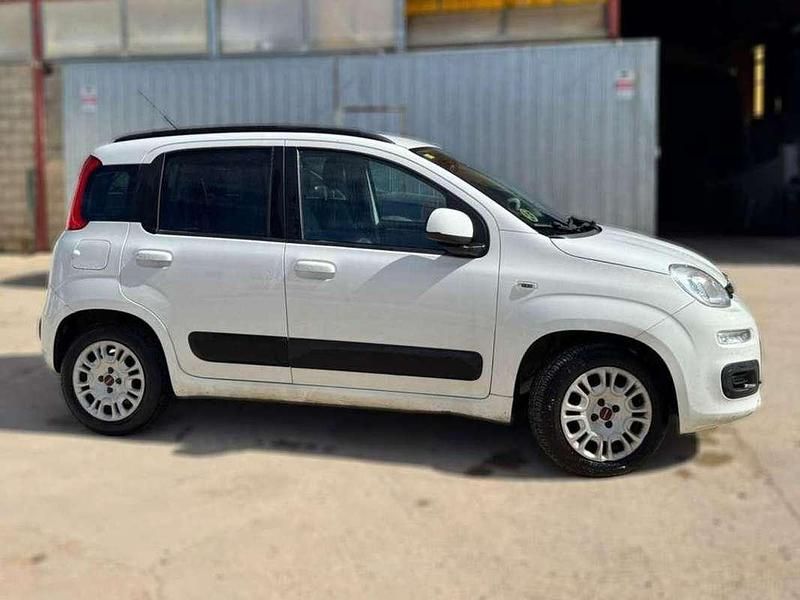Usado Fiat Panda Lounge 95 HP (69 kW) 2016 Branco Citadino