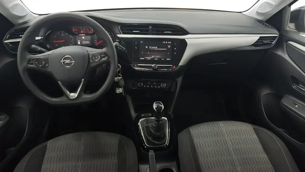 Usado Opel Corsa Edition 101 CV (74 kW) 2022 Negro Utilitario