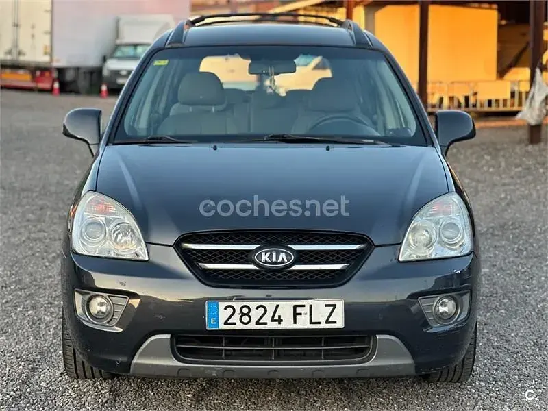 Usado Kia Carens 145 CV (106 kW) 2007 Negro Monovolumen