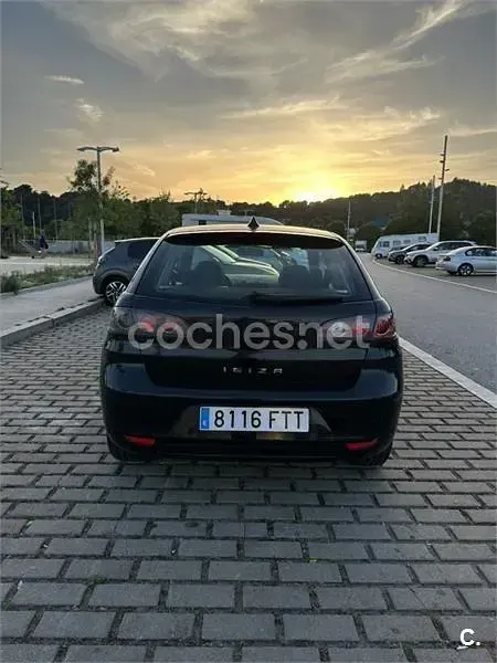 Käytetty Seat Ibiza Reference 85 HP (62 kW) 2007 Musta Viistoperä