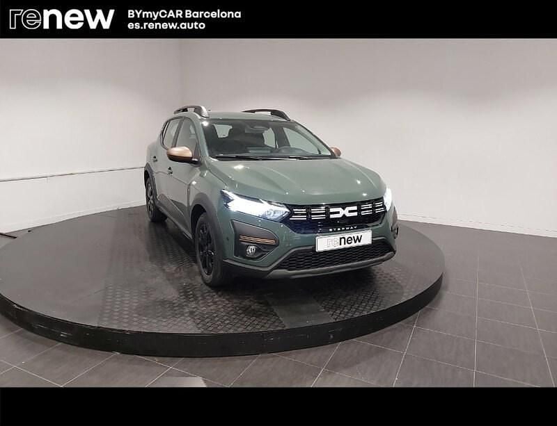 Usado Dacia Sandero Extreme 100 CV (73 kW) 2025 Verde Berlina